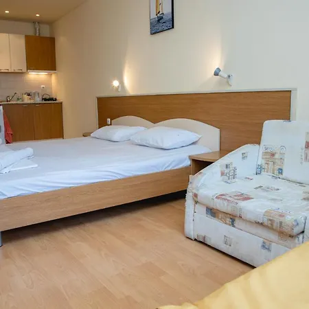 Apartament With A Balcony Near The Centre Of Sunny By Flаt Manаger Sunny Beach